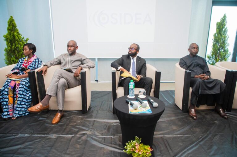 Table Ronde OSIDEA : Un appel pour  la transformation du petrole et du gaz au Sénégal